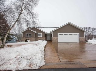 55 Zephyr St, Benton, WI 53803