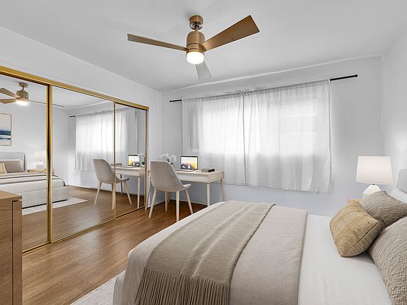 2nd image of 925 W 30th St APT 9