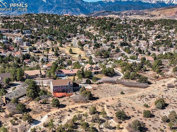 4th image of 1165 Golden Hills Rd