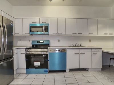 75 Liberty Ave Unit C3, Jersey City, NJ, 07306