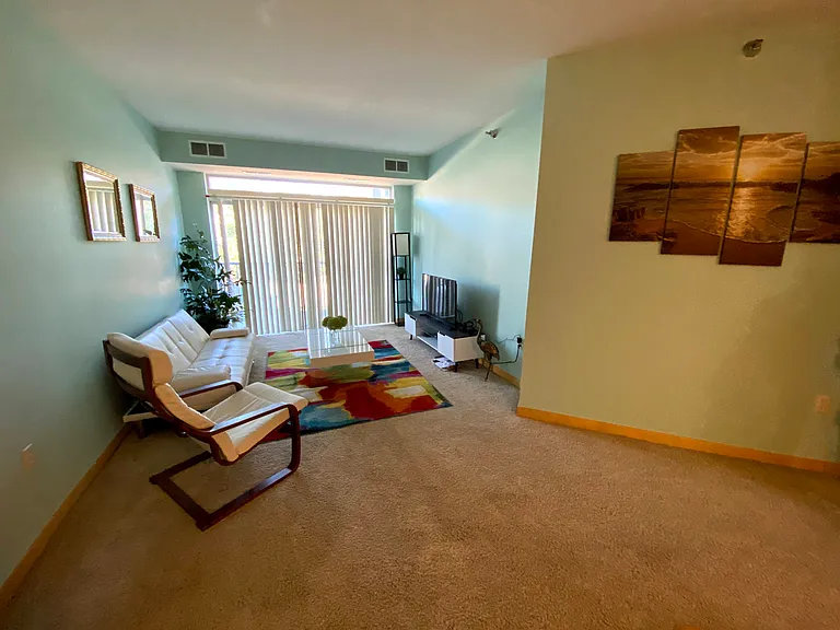2600 University Ave SE #107 — Photo 4