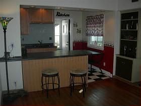 4th image of 1609 E Lombard St