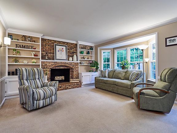 5th image of 4467 Sunhill Dr