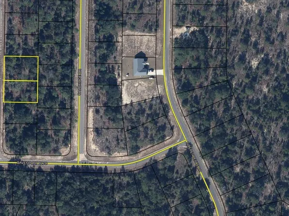 7 & 8 Academy Pl, Chipley, FL 32428