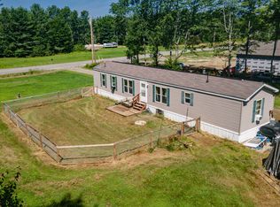 962 Manchester Rd, Belgrade, ME 04917