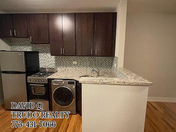 2nd image of 2900-10 N Mildred Ave
