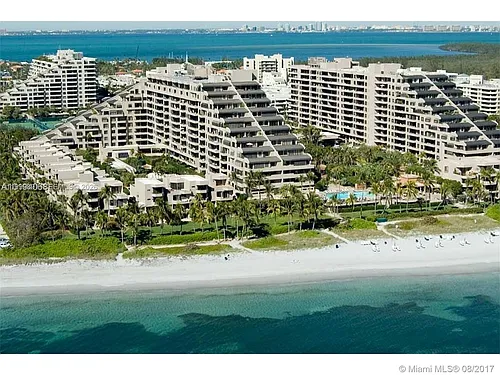 201 Crandon Blvd Photo 1