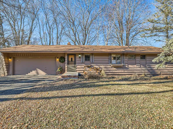 5840 Cathcart Dr, Shorewood, MN 55331