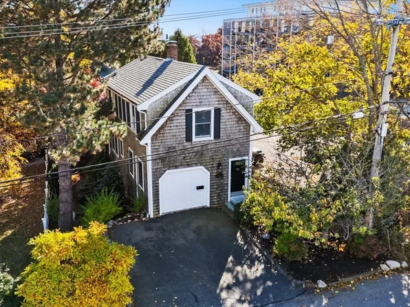 19 Flume Rd Unit 19, Gloucester, MA 01930