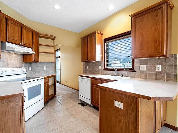 5th image of 7213 E Shoal Creek St