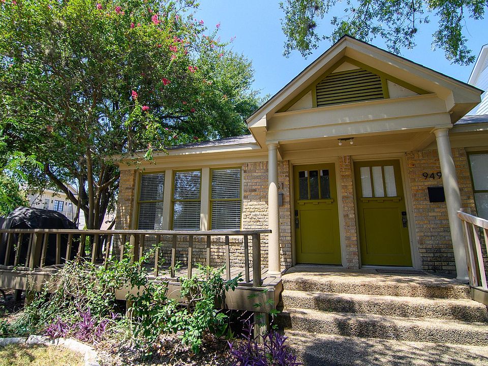 Front of the triplex. The unit is the left.