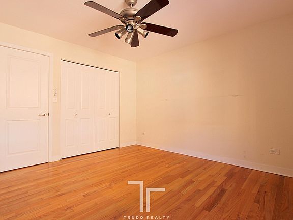2nd image of 660 W Wrightwood Ave APT 414