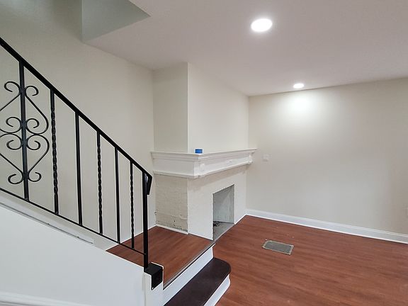 4th image of 5016 Springfield Ave