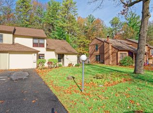 189 Thimbleberry Rd, Malta, NY 12020