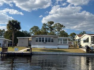 104 Melody Ln #836, Leesburg, FL 34788