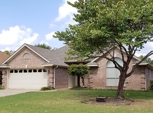 211 Chantilly Cir, Maumelle, AR 72113