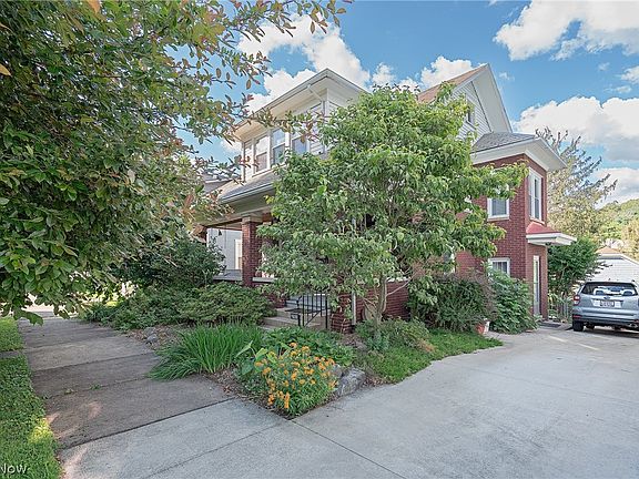 3rd image of 628 N 7th St