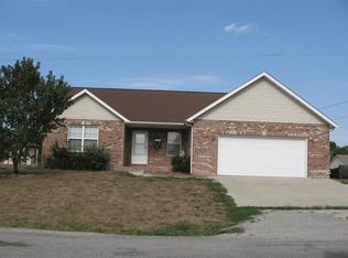 137 N 4th St, New Memphis, IL