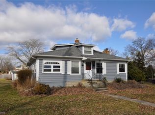 654 Avon Belden Rd, Avon Lake, OH 44012