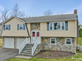 15 Cricket Lane, Newington, CT 06111