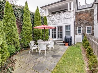 536 Wayland Ave, Kenilworth, IL 60043