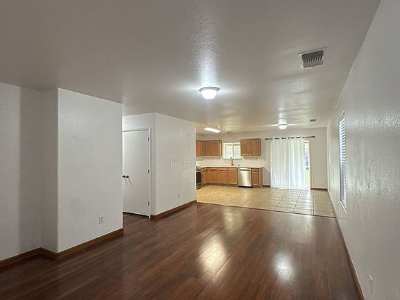 5th image of 4225 S Cindy Ct