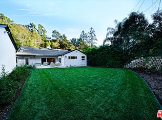 1609 Roscomare Rd, Los Angeles, CA 90077
