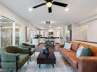 4009 Roberts Rd, Fairfax, VA 22032