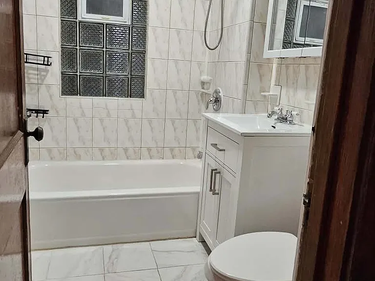 5523 W Schubert Ave #1 — Photo 6