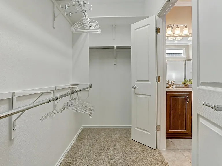 204 Monument Hill Trl — Photo 25