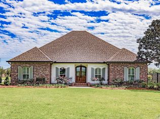 3395 Bayou Black Dr, Houma, LA 70360
