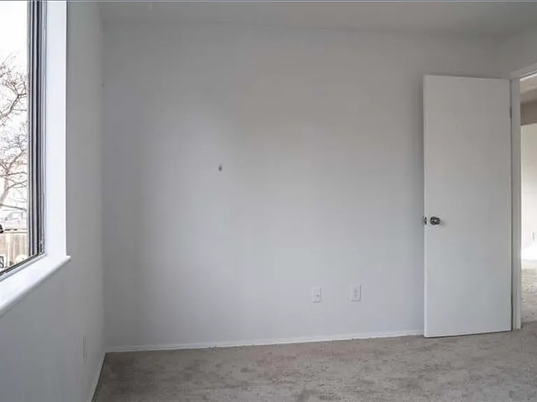 313 W Lehow Ave #13 — Photo 12