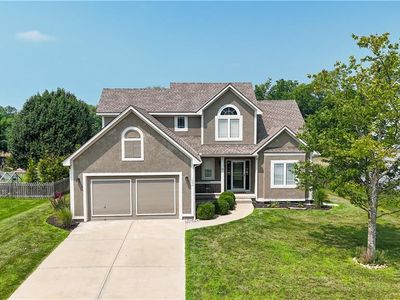 1026 Sutherland Dr, Louisburg, KS, 66053