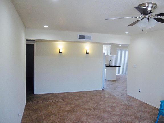 5th image of 1127 E Concorda Dr
