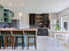 The Lady Lair, 1 beds  1.0 baths