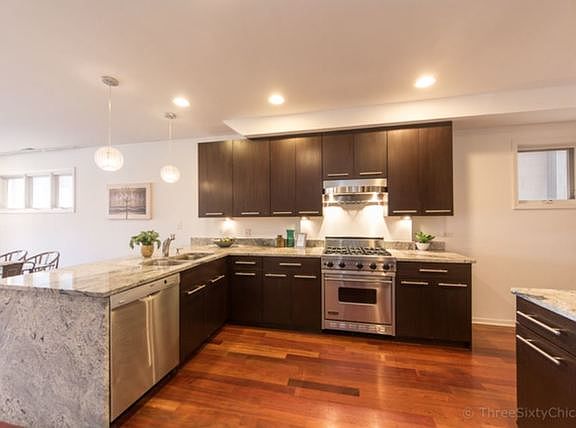 2nd image of 1461 W Grand Ave #2