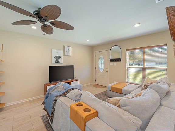 4th image of 357 Kepner Dr NE