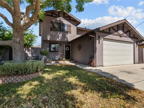 28923 Saint Lawrence St, Val Verde, CA 91384