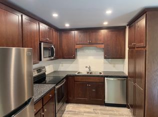 100 Stone Barn Dr #409, Kennett Square, PA 19348