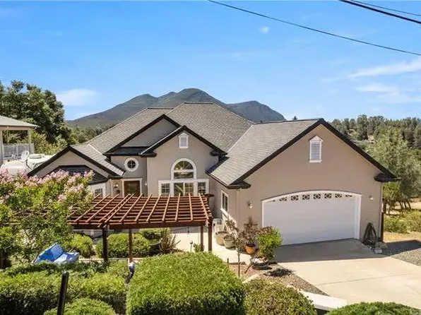 10692 Sunset Ridge Dr, Kelseyville, CA 95451
