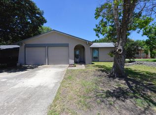 7817 Hunter Oaks, Live Oak, TX 78233