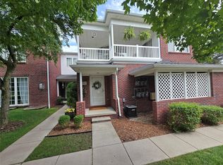 6797 Boulder Pointe Dr, Washington, MI 48094