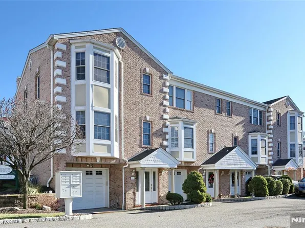 103 W Madison Ave #1, Dumont, NJ 07628