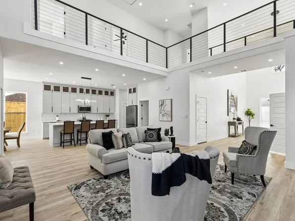 3510 Navaro St, Dallas, TX 75212