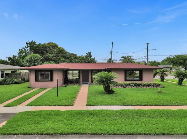 2000 NW 11th Avenue, Fort Lauderdale, FL 33311