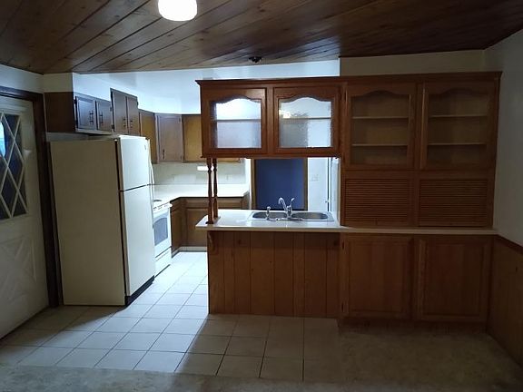 4th image of 6071 Jackrabbit Ln APT C