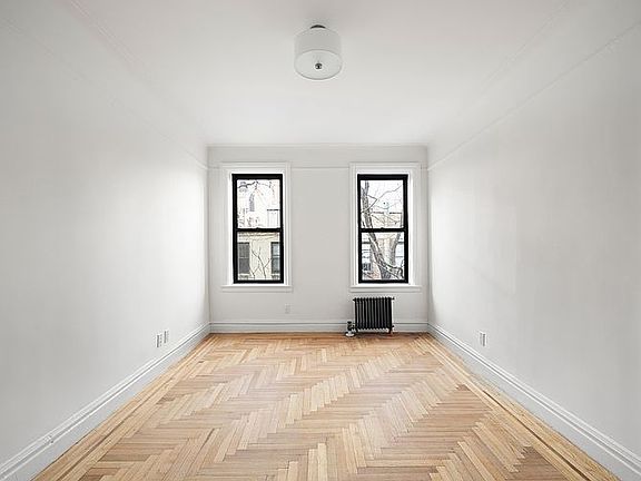 3rd image of 305 E 88th St APT 5F