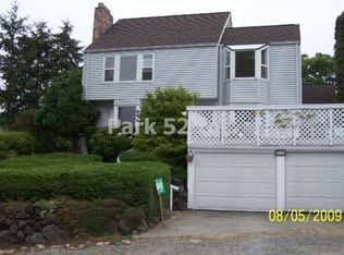 4015 Soundview Dr W, University Place, WA 98466