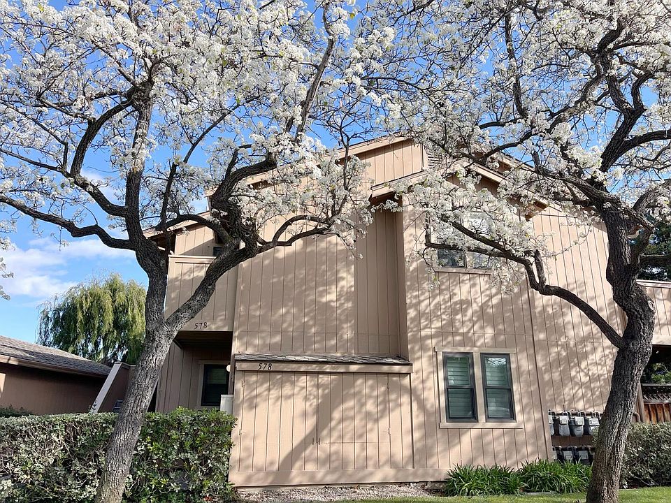 1st image of 578 Ironwood Ter APT 2