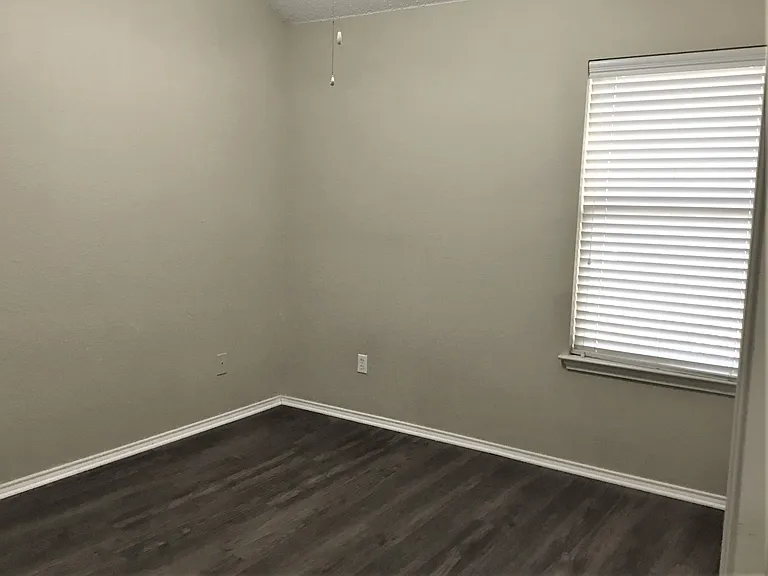3361 Chapel Wood Ct — Photo 26